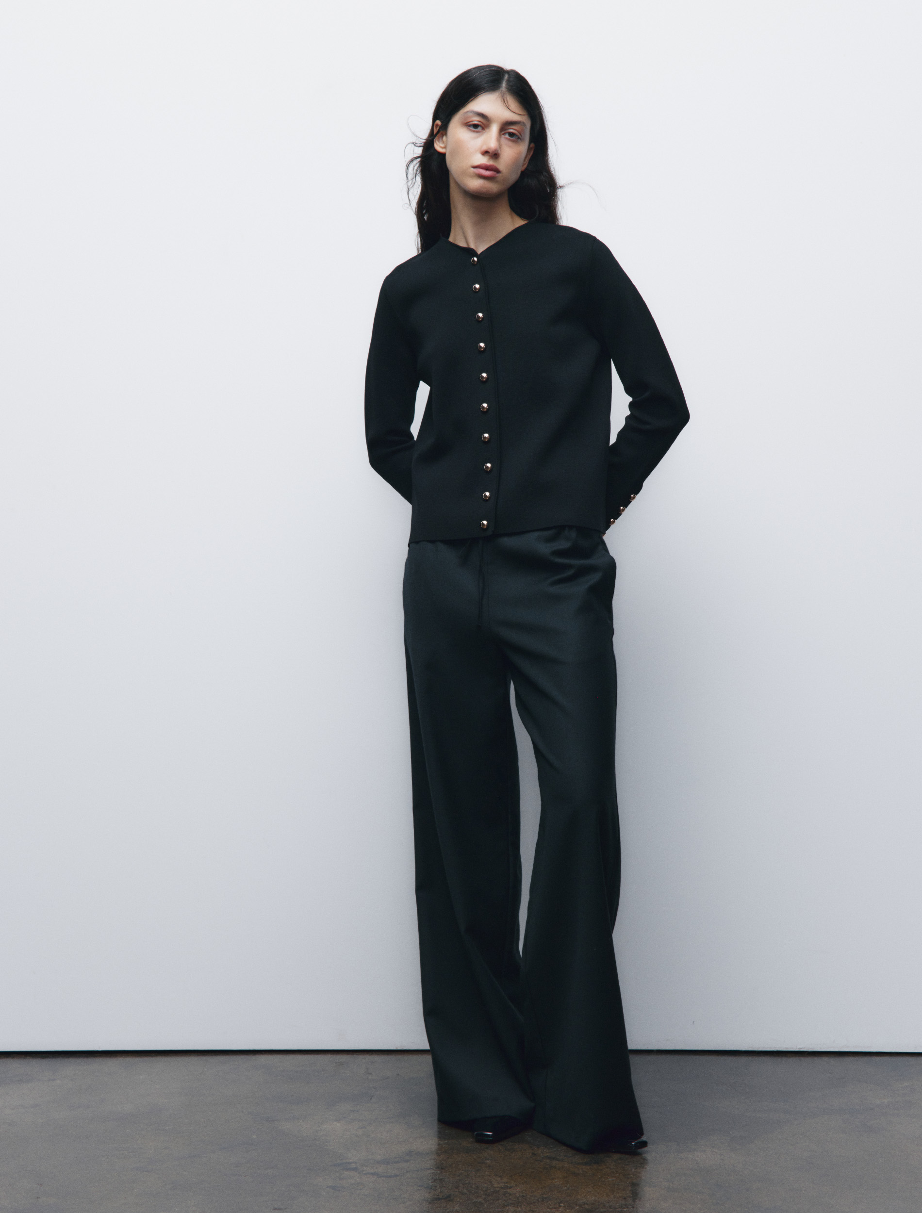 Fashion Expert 1
